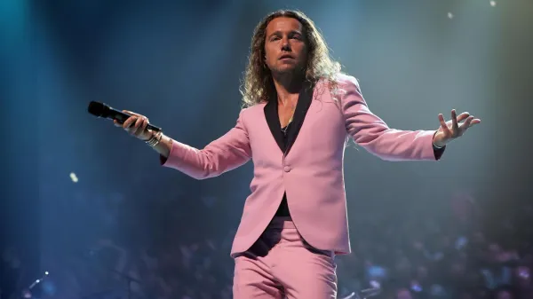 Julien Dor&eacute; - chanteur